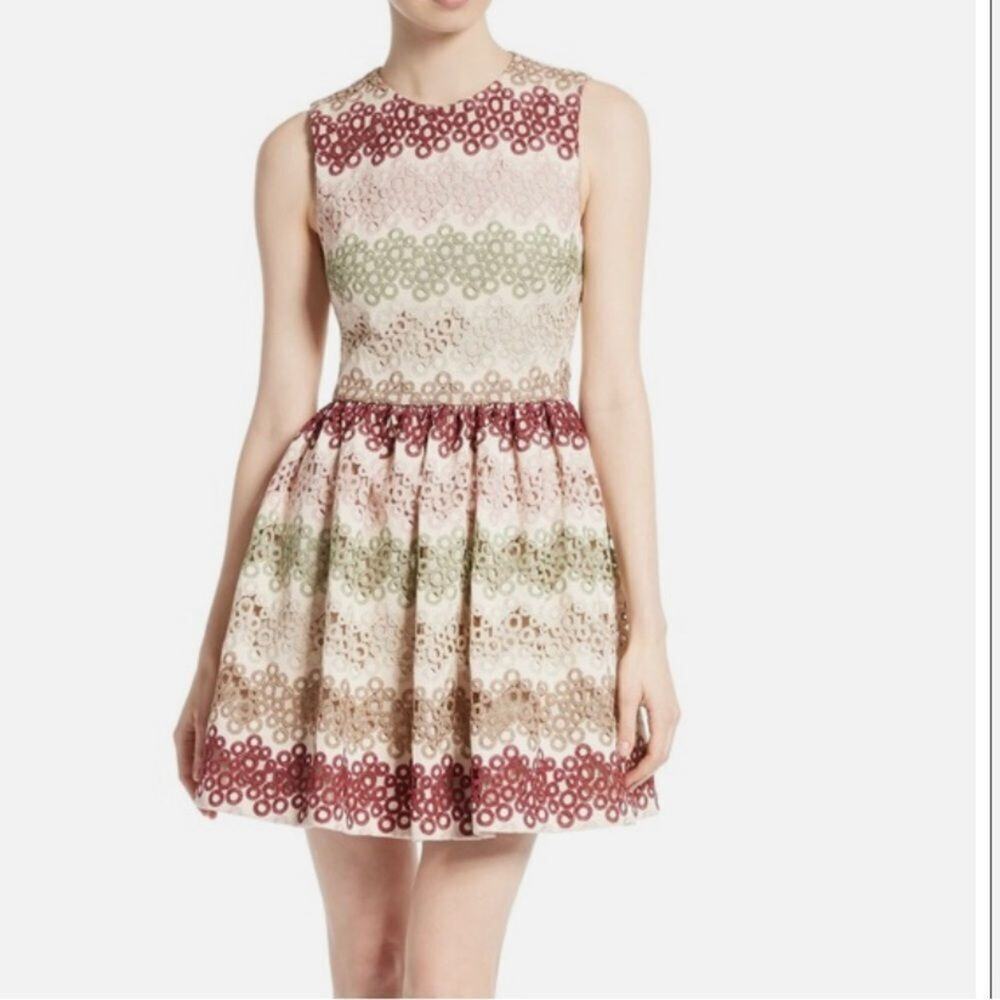ALICE + OLIVIA JOYCE METALLIC LACE MULTICOLORED DRESS SIZE 12